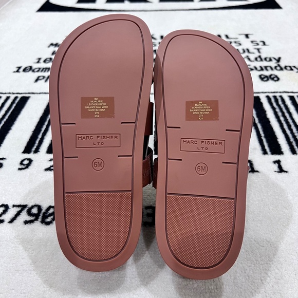 Marc Fisher Verity Fisherman Flat Leather Footbed Strappy Design Sandal - Picture 8 of 10